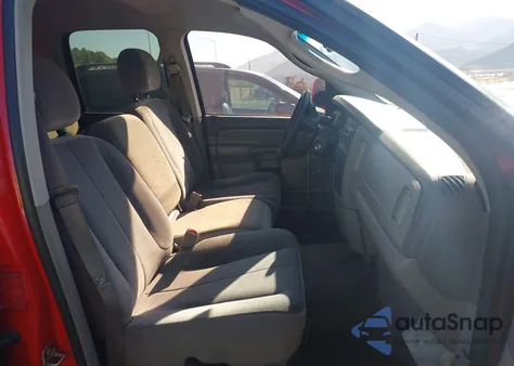 2004 Dodge Ram 1500 Slt/Laramie из США, поврежденный, VIN 1D7HA18D14S682898